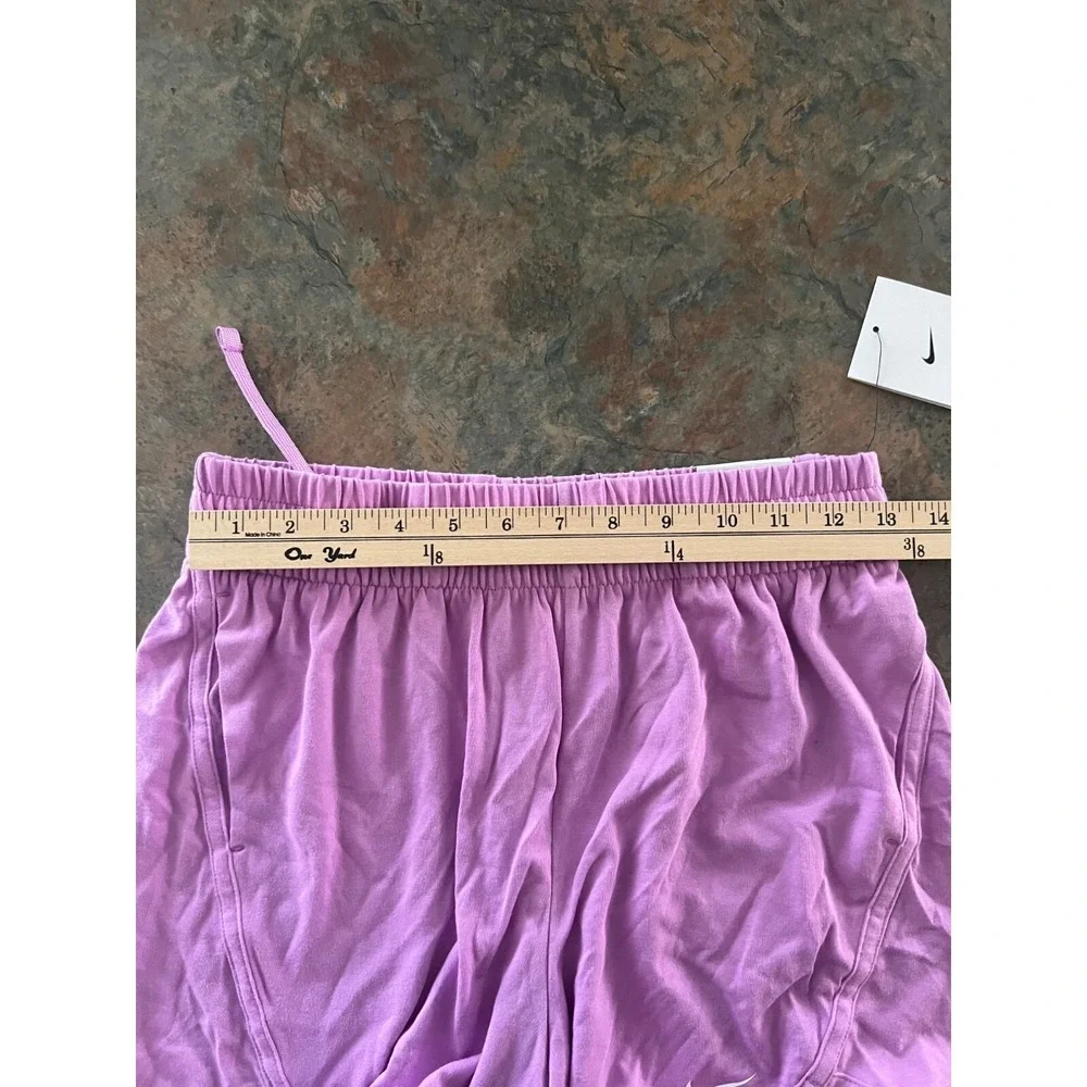 Nike Kids Training Shorts Loose Fit Youth Large Lavender NWT